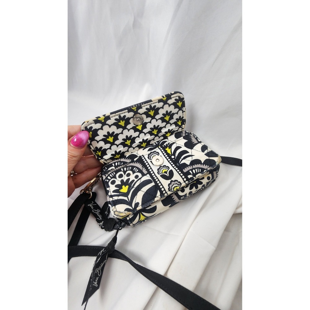 Vera Bradley Black White Yellow Floral Quilted Cotton Crossbody Wallet Bag VGUC